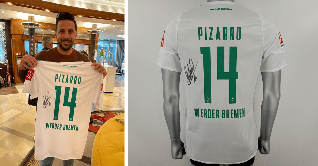 Claudio Pizarro stiftet handsigniertes Trikot zum Abschied